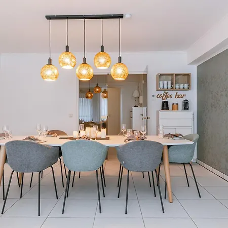 Huswell - With Terrace Close To The Sea Апартаменты *